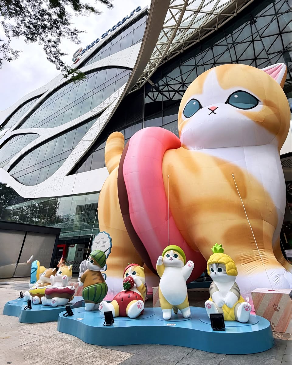Giant Mofusand Donut Meow installation at Plaza Singapura